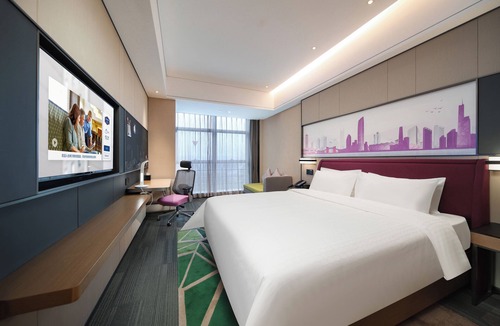 Longhua District Hotel | Hampton by Hilton Shenzhen Longhua Qinghu