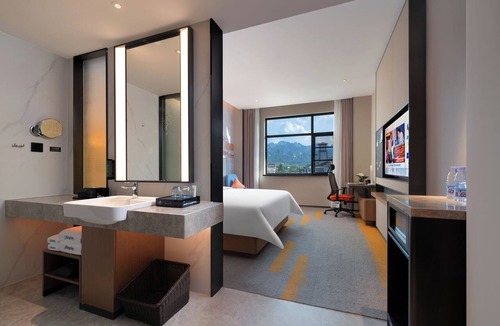 Wulingyuan Hotel | Hampton by Hilton Zhangjiajie National Forest Park