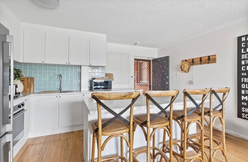 Freshwater Apartment | Hamptons 2 Bed Walk 5 mins to Beach 2 min Village