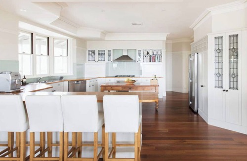 Dee Why House | Hamptons Beautiful Home Perfect for Weddings , Hens & Family retreats