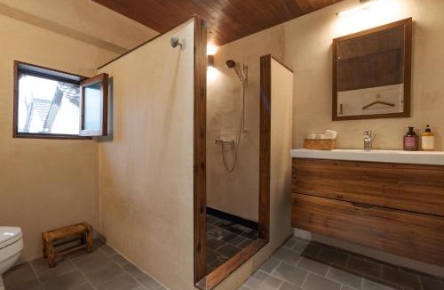 Songjiaxi House | Hangzhou Eight Blessings Inn-200 years old courtyard house