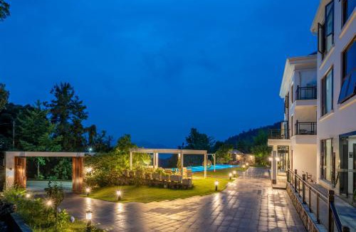 Chun'an House | Hangzhou View Lake and Mountain Boutique Guesthouse