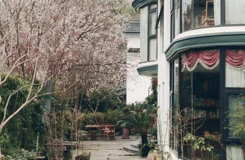 Xihu House | Hangzhou West Lake Lake YI Tong Intelligent Homestay