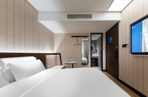 Chaoyang Hotel | Hanting Hotel Beijing Chaoyang Baliqiao Subway Station