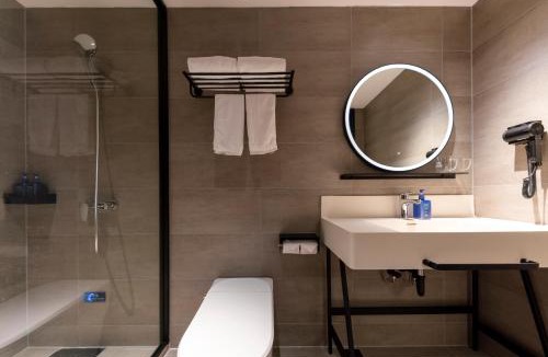 Chaoyang Hotel | Hanting Hotel Beijing Chaoyang Baliqiao Subway Station
