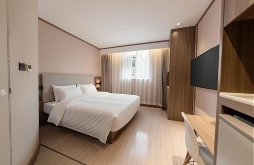 Downtown Beijing Hotel | Hanting Hotel Beijing Qianmen Street