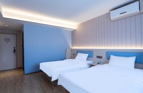 Xuanwu Hotel | Hanting Hotel Beijing West Railway Station North Square