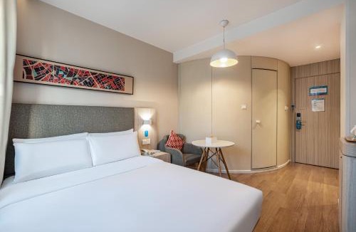 Haidian Hotel | Hanting Hotel Beijing Wukesong Yongding Road