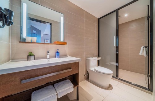 Shapingba Hotel | Hanting Hotel Chongqing West Railway Station Front Square