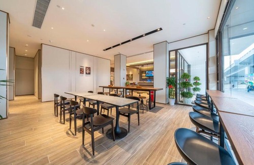 Shapingba Hotel | Hanting Hotel Chongqing West Railway Station Front Square
