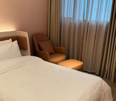Gu Lou Hotel | Hanting Hotel Nanjing Gulou Square