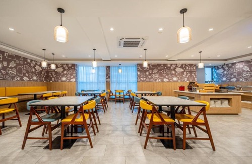 Fengxian Hotel | Hanting Hotel Shanghai Fengxian Nanqiao Industrial Park