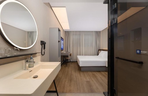 Yangpu Hotel | Hanting Hotel Shanghai Tongji University Kongjiang Road