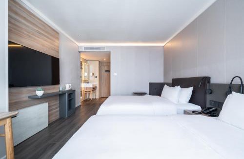 Sheung Shui Hotel | Hanting Hotel Shenzhen Guomao Subway Station