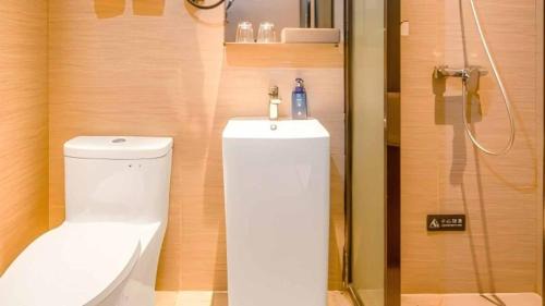 Huaqiang North Hotel | Hanting Hotel Shenzhen Huaqiang North Science Museum Subway Station