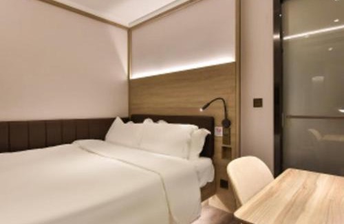 Beijing Hotel | Hanting Premium Hotel Beijing Daxing Jinxing Bridge Xingguang Film and Television City