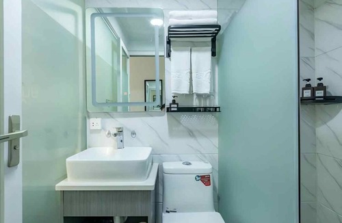 Dongsi Hotel | Happy Dragon Alley Hotel-Forbidden City