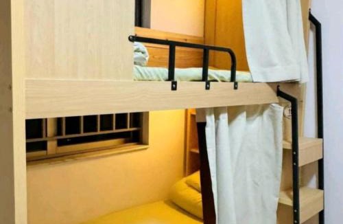 Longhua District Hostel | Happy Hours
