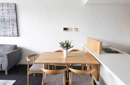 Docklands Hotel | Harbour Escape Apartments
