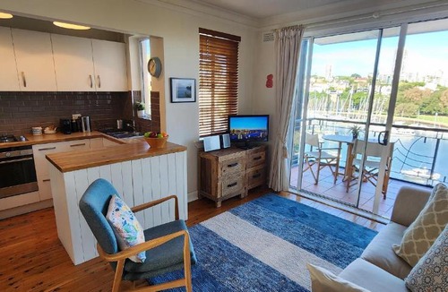 Elizabeth Bay Apartment | Harbourfront Bliss - 2 bedrooms, parking, balcony