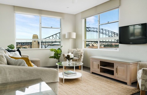McMahons Point Apartment | Harbourside 76