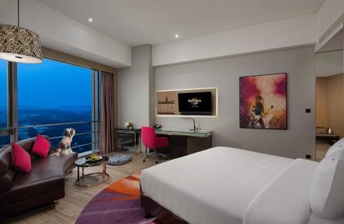 Longhua District Hotel | Hard Rock Hotel Shenzhen