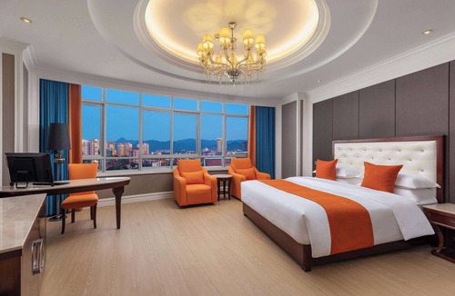 Luxi Hotel | Hawthorn by Wyndham Dehong Mangshi