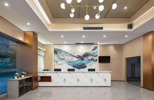 Baiyun Hotel | Hawthorn by Wyndham Guangzhou Baiyun Airport
