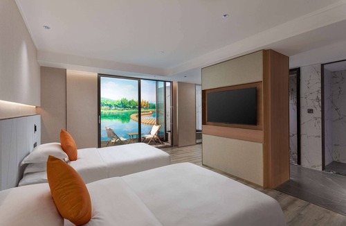 Mile Hotel | Hawthorn by Wyndham Honghe Mile Hot Spring