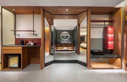 Yueyanglou District Hotel | Hawthorn By Wyndham Yueyang Railway East Station