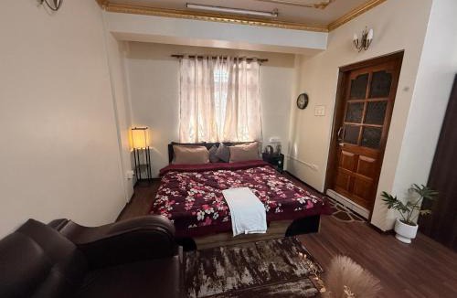 Police Bazar House | Heart of Northeast Stay