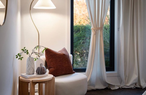 Hepburn House | Hepburn Bliss a thoughtfully styled three-bedroom retreat