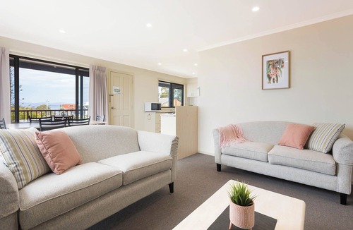 Eden Hotel | Heritage House Motel & Units