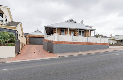 Brighton House | Heritage Luxury Beach Home on the doorstep to Adelaides best beach