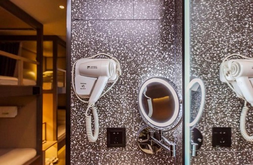 Zhonglou Shangquan Hotel | Heye Youth Hostel - Xian Bell Tower