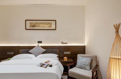 Huayin House | Hidden Spring Villa Hua Shan Near Yuquan Temple