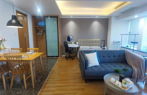 Qiongshan Apartment | -High end Light Luxury- Guoxing Avenue - Guoxing CBD Business District Center - Sun Moon Square - Nanyang Arcade - Haikou Bell Tower