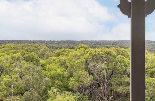 Naturaliste Cottage | Hillview—Spacious Bushland Haven w/Resort Access