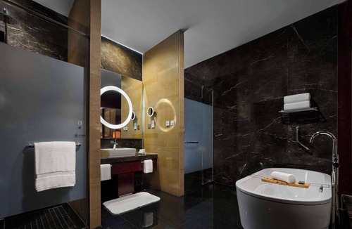 Beijing Hotel | Hilton Beijing Capital Airport