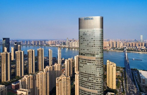 Yue Lu Hotel | Hilton Changsha Riverside