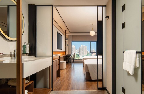 Xuanwu Hotel | Hilton Garden Inn Beijing West Railway Station
