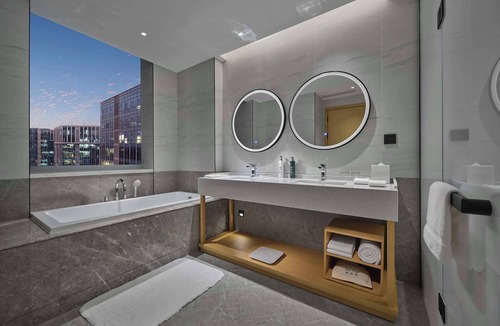 Haidian Hotel | Hilton Garden Inn Beijing Haidian Daoxiang Lake