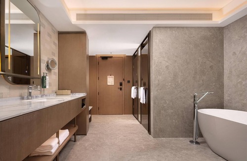 Nanchong Hotel | Hilton Garden Inn Chengdu Huaxi Wuhou Shrine