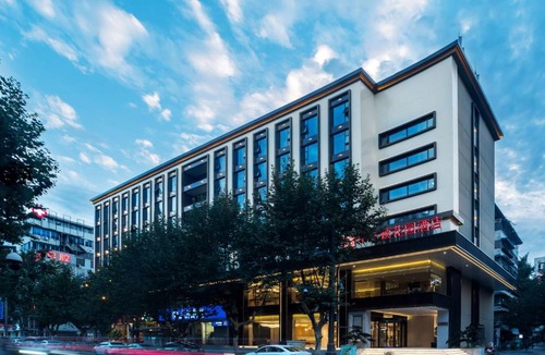 Chengdu City Centre Hotel | Hilton Garden Inn Chengdu Kuanzhai Alley