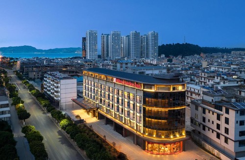 Xiaguan Hotel | Hilton Garden Inn Dali Erhai Park