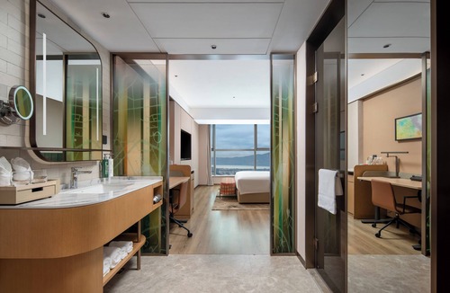 Guandu Hotel | Hilton Garden Inn Kunming Railway Station South