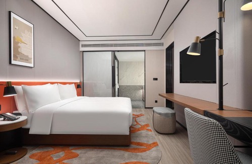 Luolong Hotel | Hilton Garden Inn Luoyang Kaiyuan Avenue