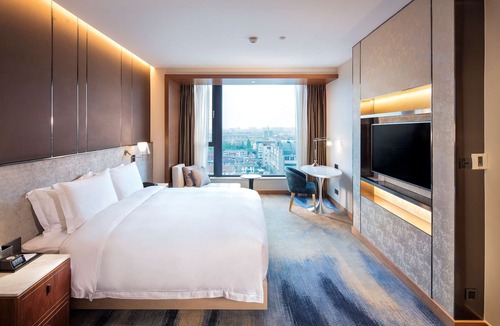 Qingpu Hotel | Hilton Garden Inn Shanghai Hongqiao NECC