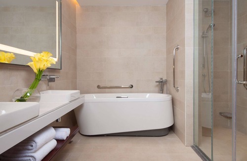 Deqen Hotel | Hilton Garden Inn Shangri-La