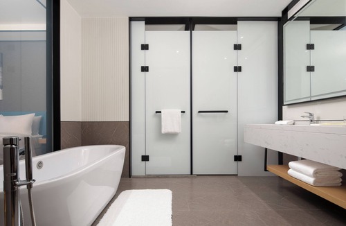 Bao'an Hotel | Hilton Garden Inn Shenzhen Guangming Hongqiao Park